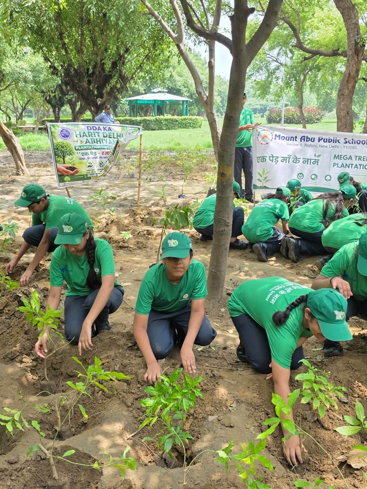 MEGA PLANTATION DRIVE: EK PED MAA KE NAAM